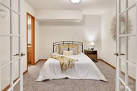 6 Sparrow Court, Bellingham, WA 98229