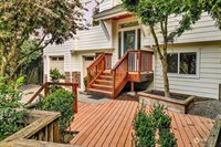 6 Sparrow Court, Bellingham, WA 98229