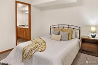 6 Sparrow Court, Bellingham, WA 98229