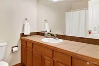 6 Sparrow Court, Bellingham, WA 98229