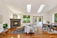 6 Sparrow Court, Bellingham, WA 98229