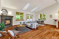 6 Sparrow Court, Bellingham, WA 98229