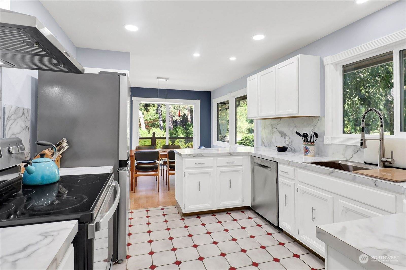 1544 Emerald Lake Way, Bellingham, WA 98226