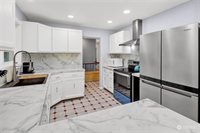 1544 Emerald Lake Way, Bellingham, WA 98226