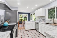 1544 Emerald Lake Way, Bellingham, WA 98226