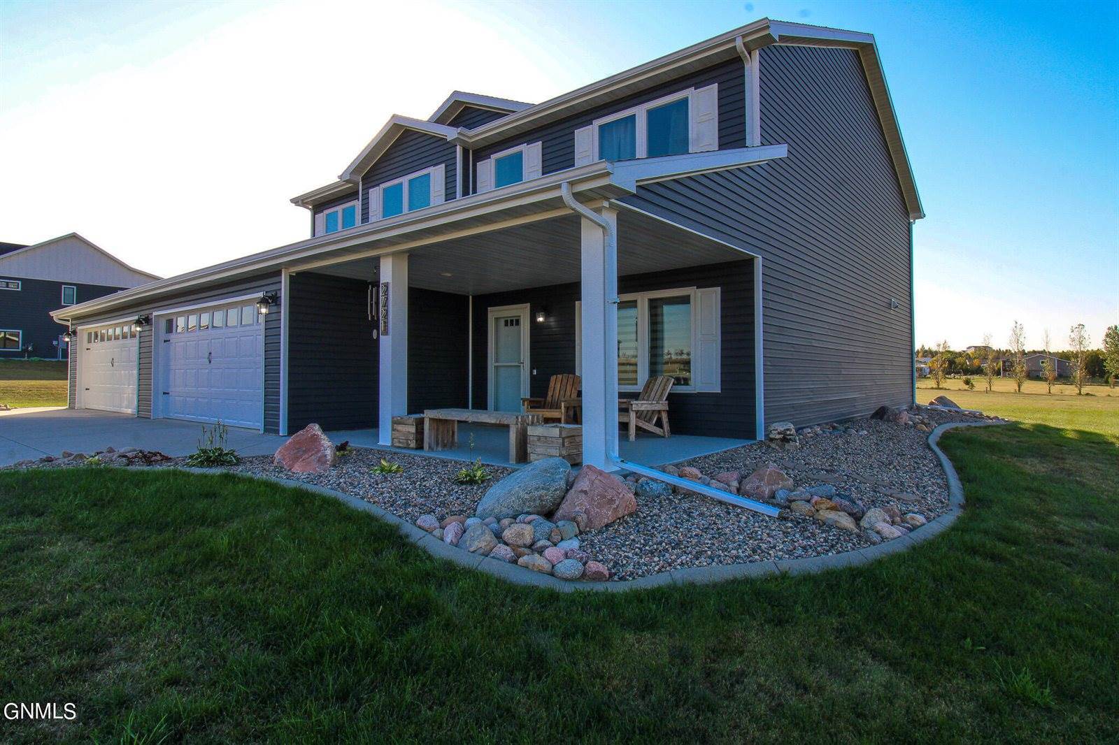 2721 Nicklaus Drive, Bismarck, ND 58503