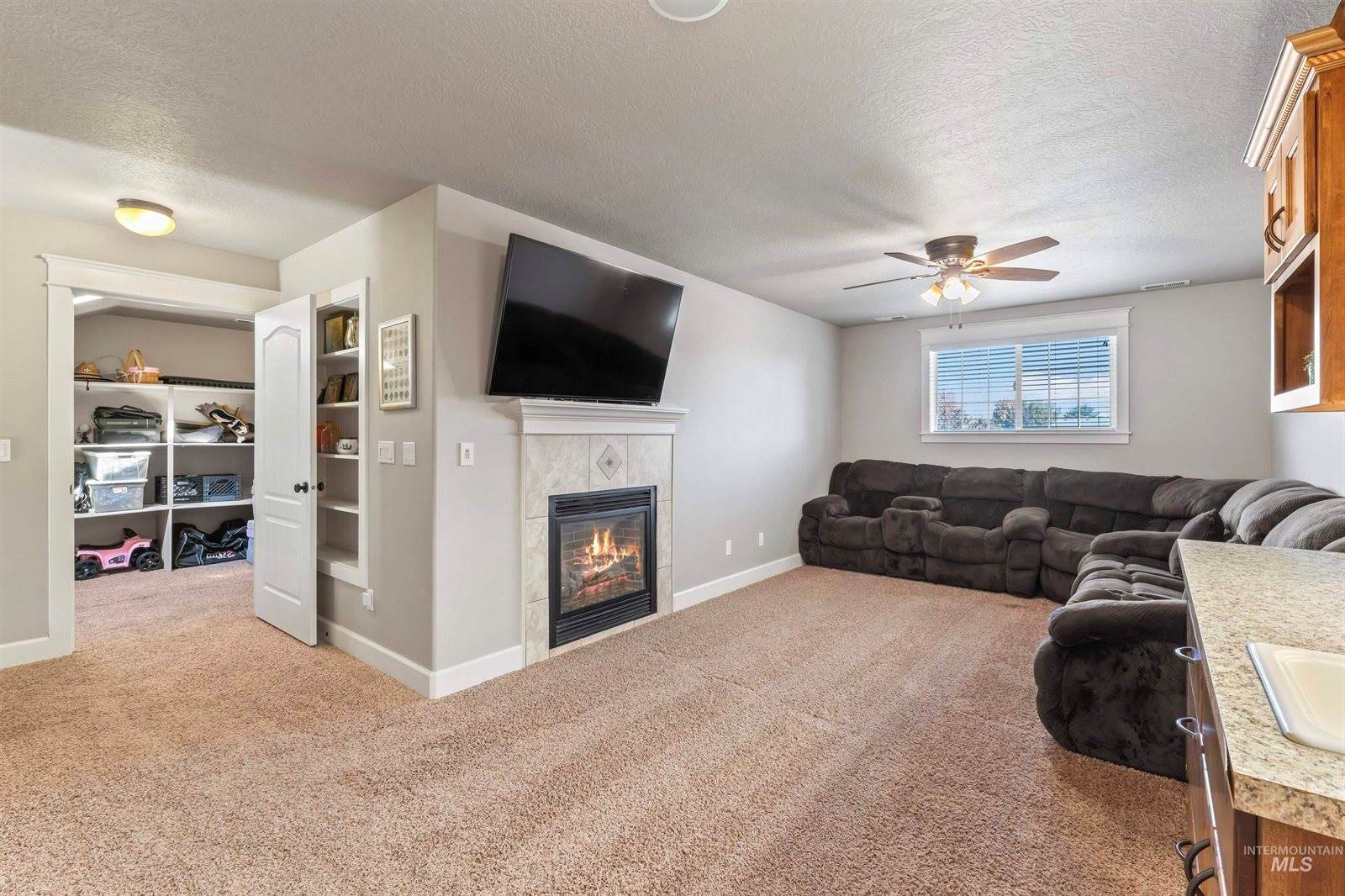 3021 S Flathead Place, Nampa, ID 83686