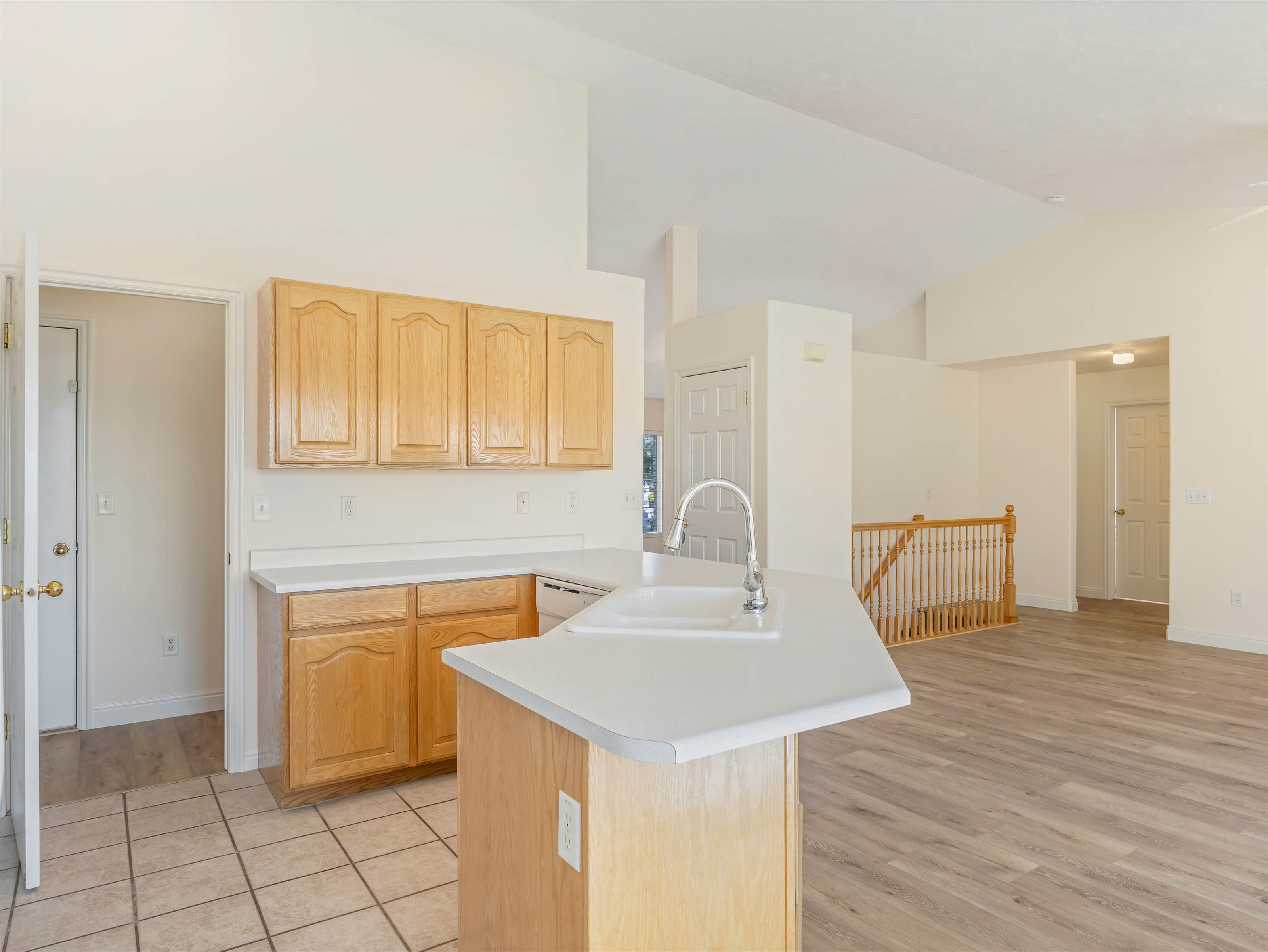 1165 West Johnson Ridge Ln, West Jordan, UT 84084