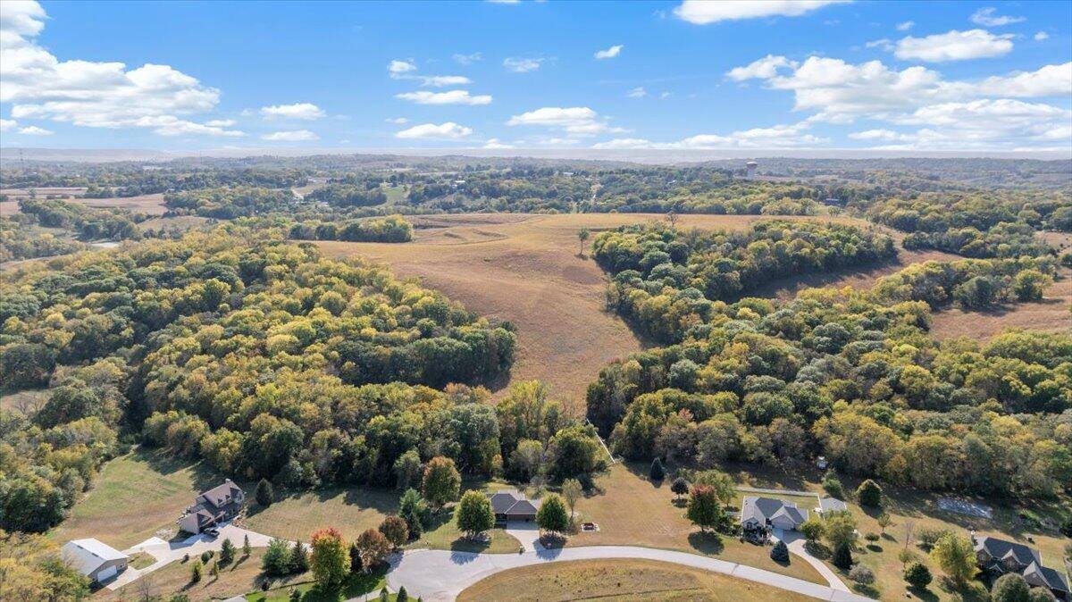 55540 Forrester Valley Lane, Glenwood, IA 51534