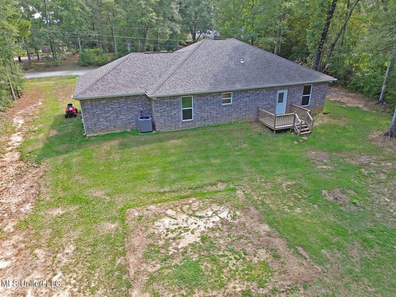 18481 Dogwood Lane, Saucier, MS 39574