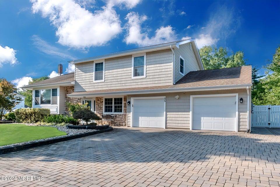 55 Old Bridge Drive, Howell, NJ 07731