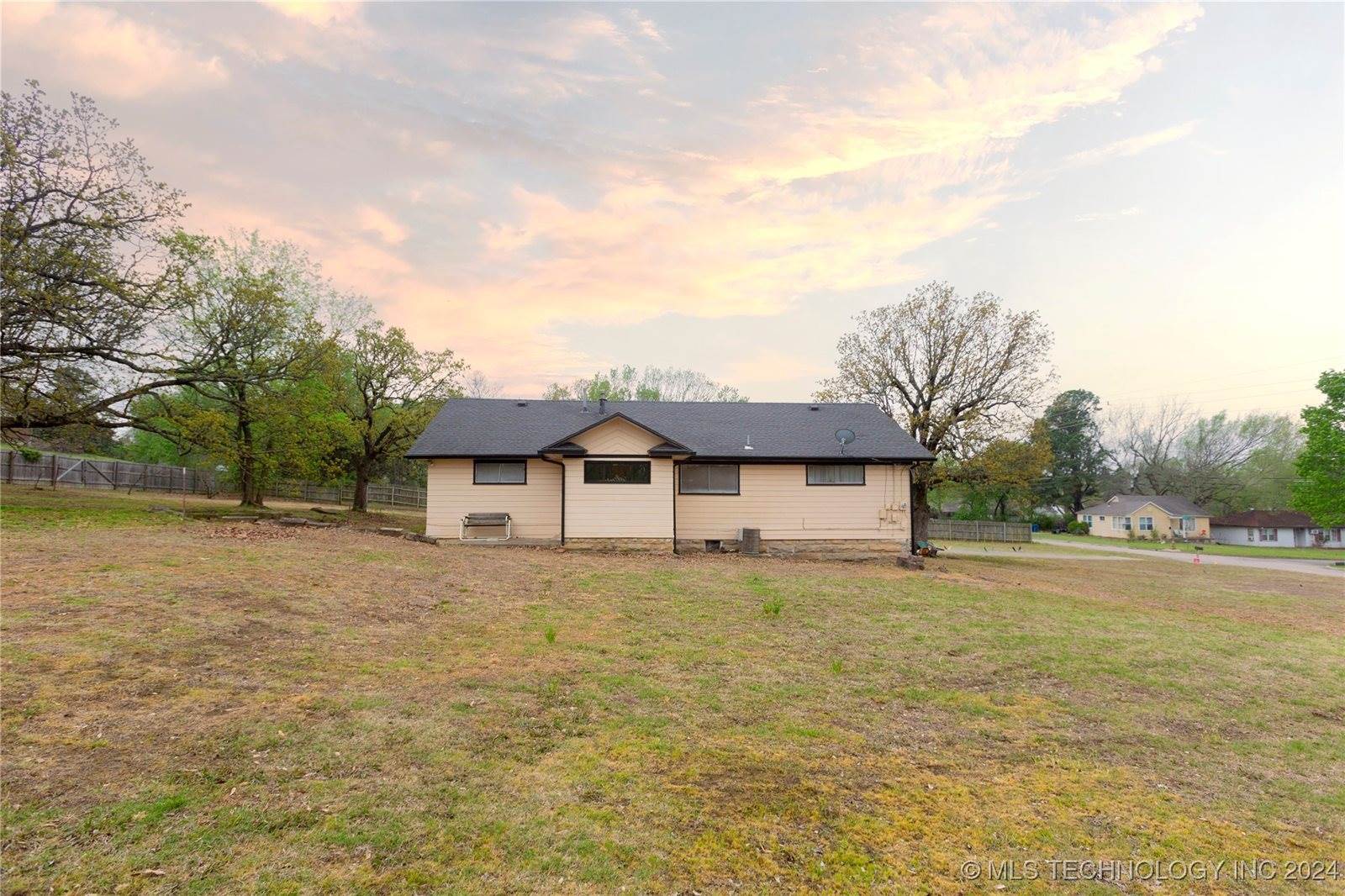 710 South 14th Street, McAlester, OK 74501