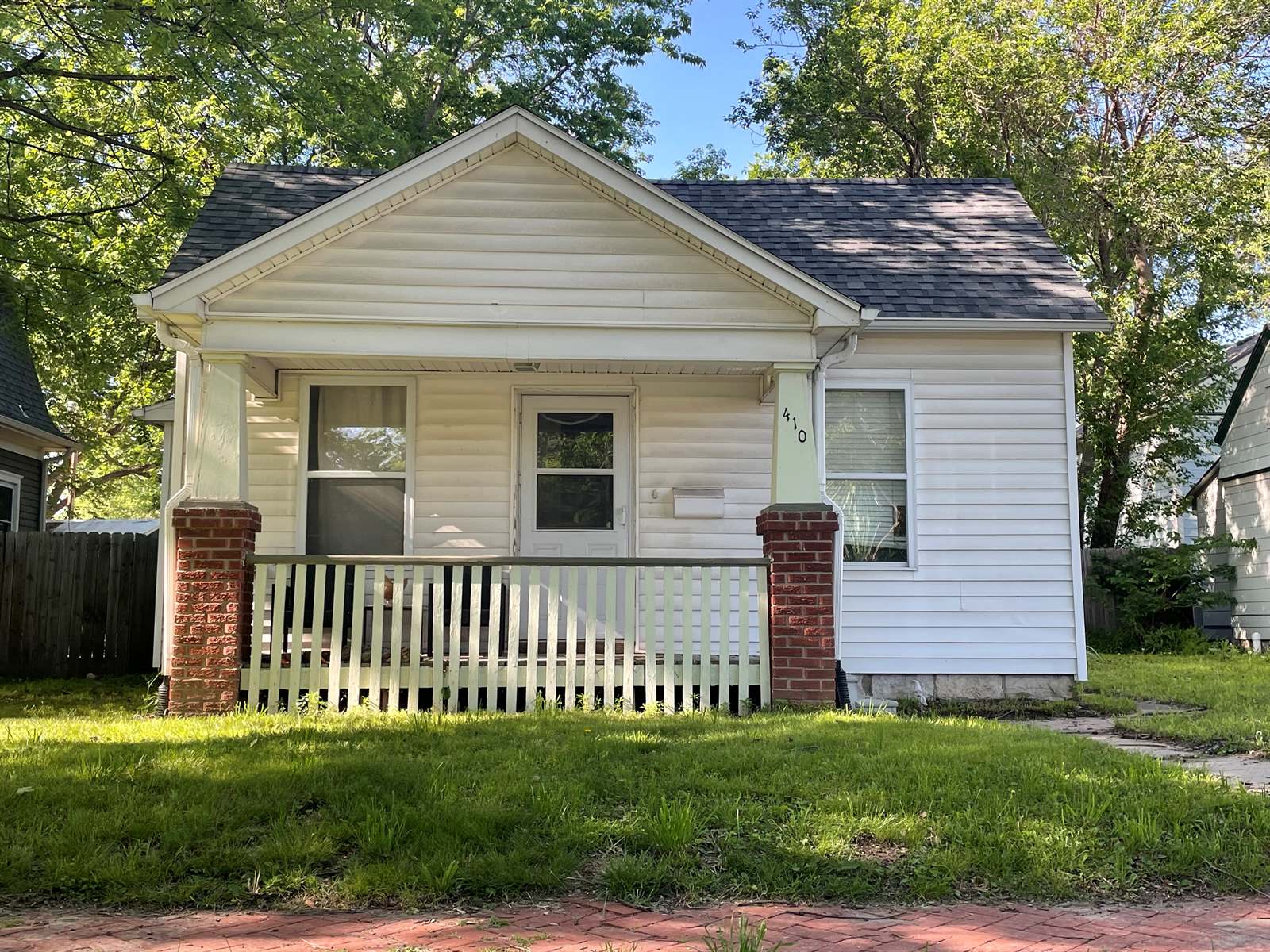 410 Moro Street, Manhattan, KS 66502