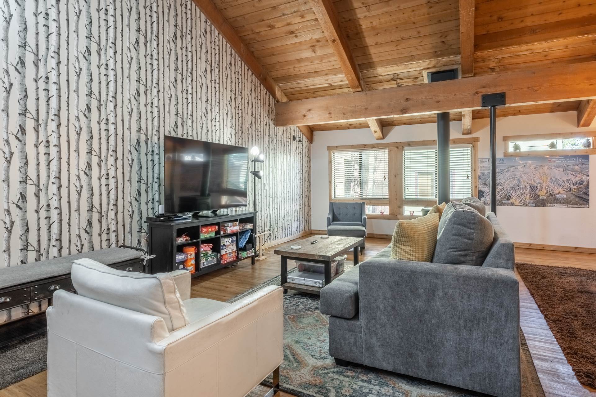 270 Rainbow Lane #10, Courchevel #10, Mammoth Lakes, CA 93546