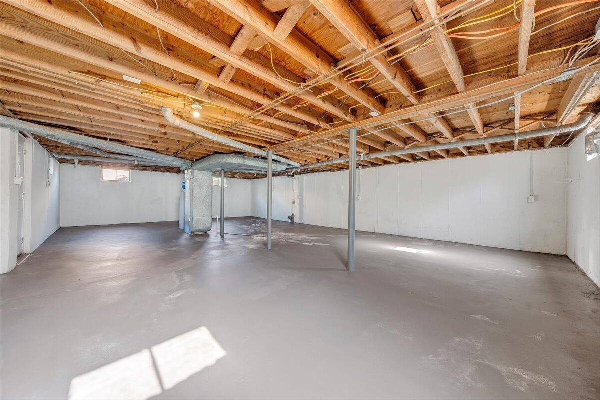 434 Frances Dr NW, Roanoke, VA 24017