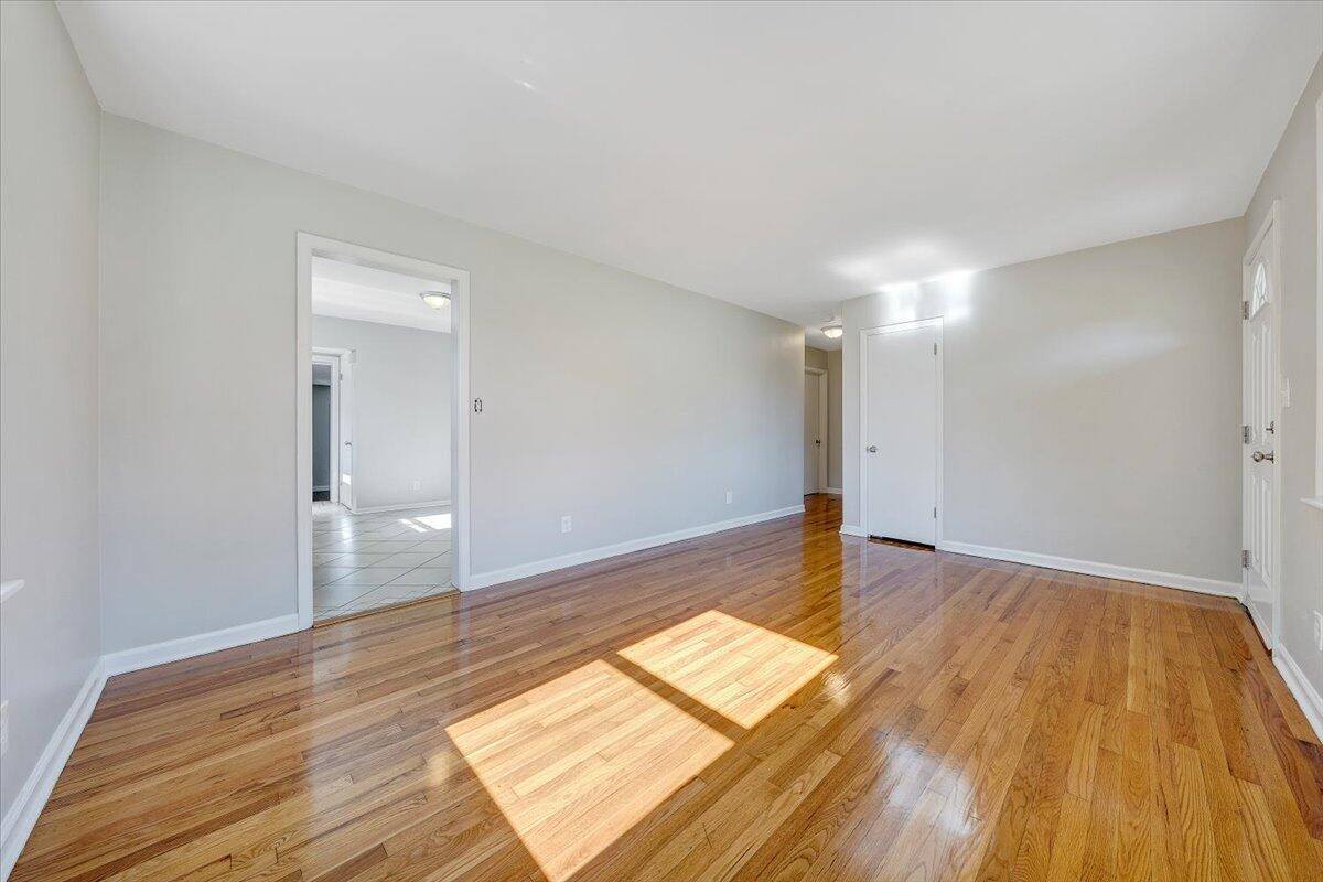 434 Frances Dr NW, Roanoke, VA 24017