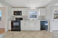 434 Frances Dr NW, Roanoke, VA 24017