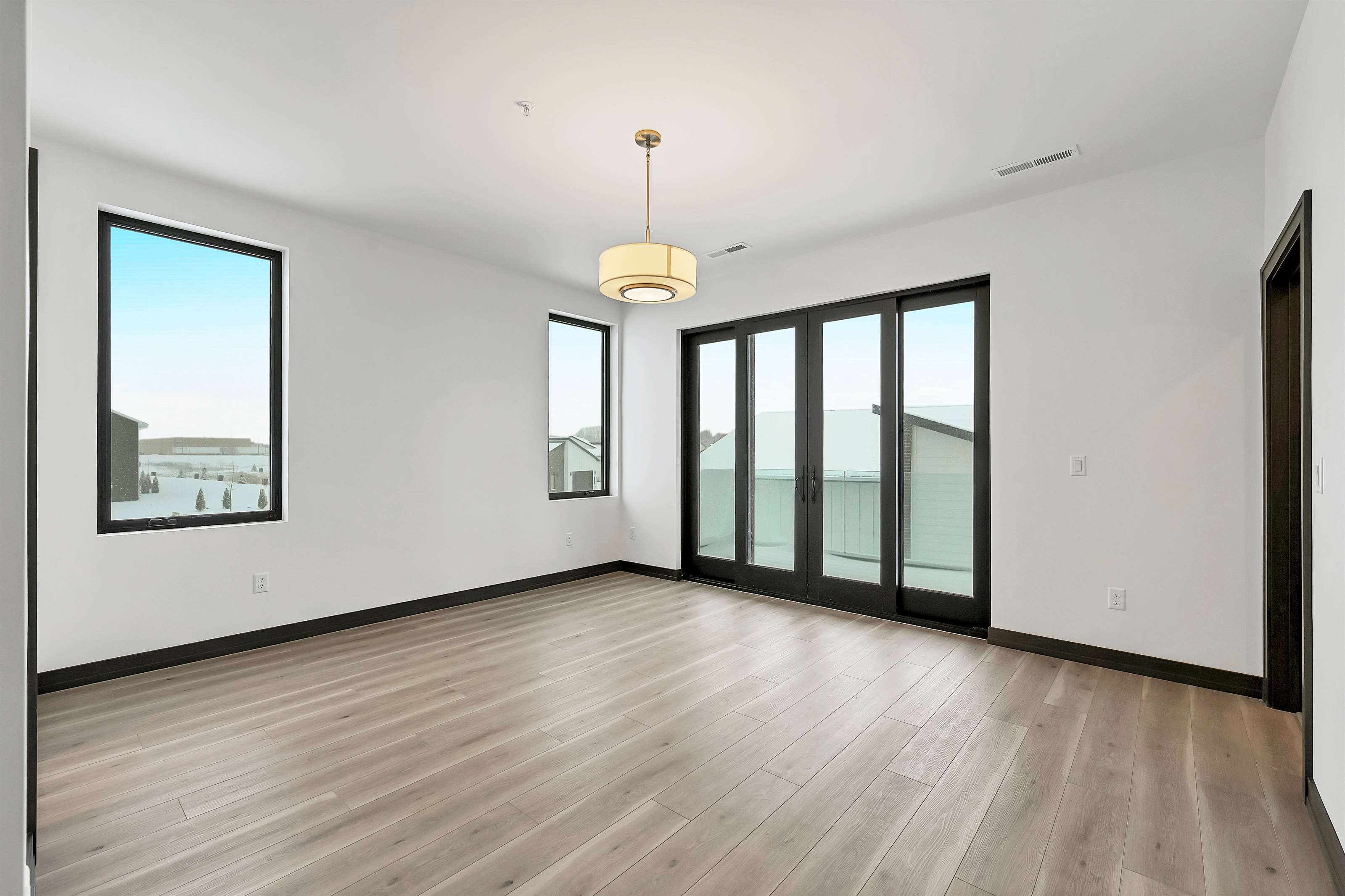 417 Aldon Circle, #203, Green Bay, WI 54304