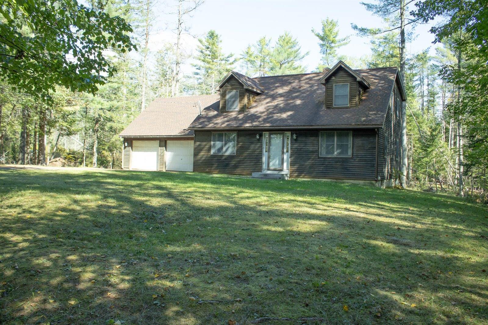 9 Pine Grove Avenue, Glenburn, ME 04401