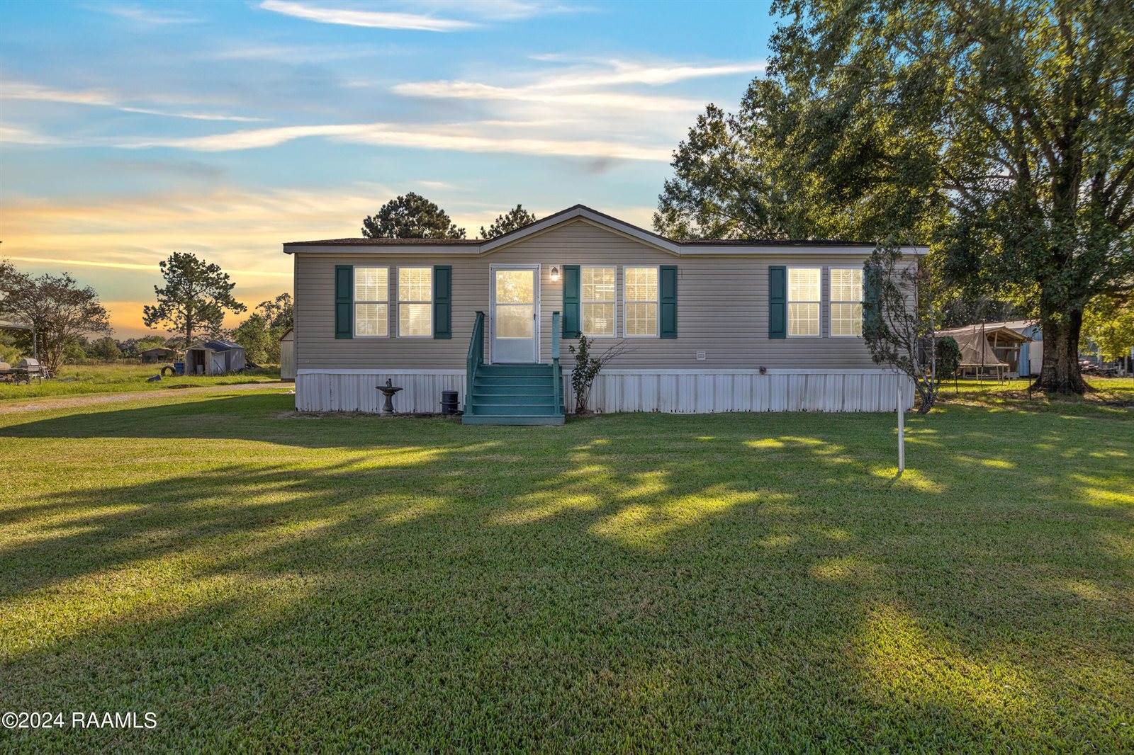 207 Gourmet Road, Carencro, LA 70520