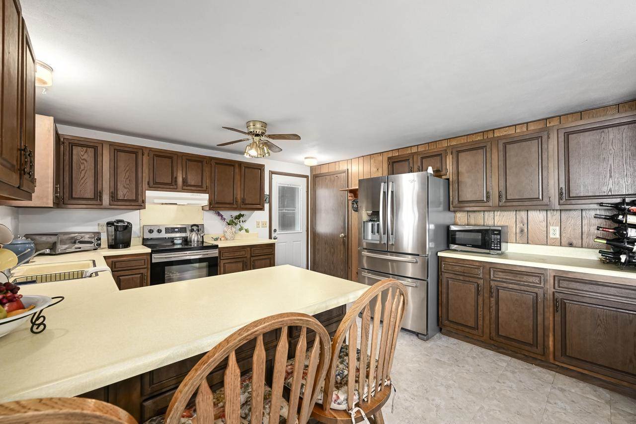 N7049 Oakwood ROAD, Whitewater, WI 53190