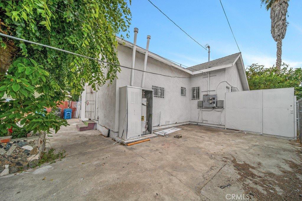 1639 East 90th Street, Los Angeles, CA 90002