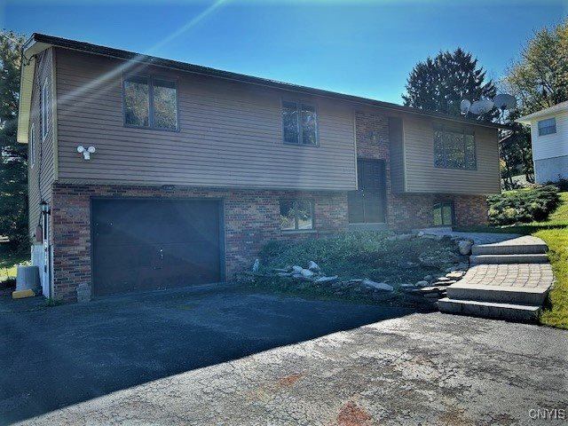 4870 Mcdonald Road, Onondaga, NY 13215