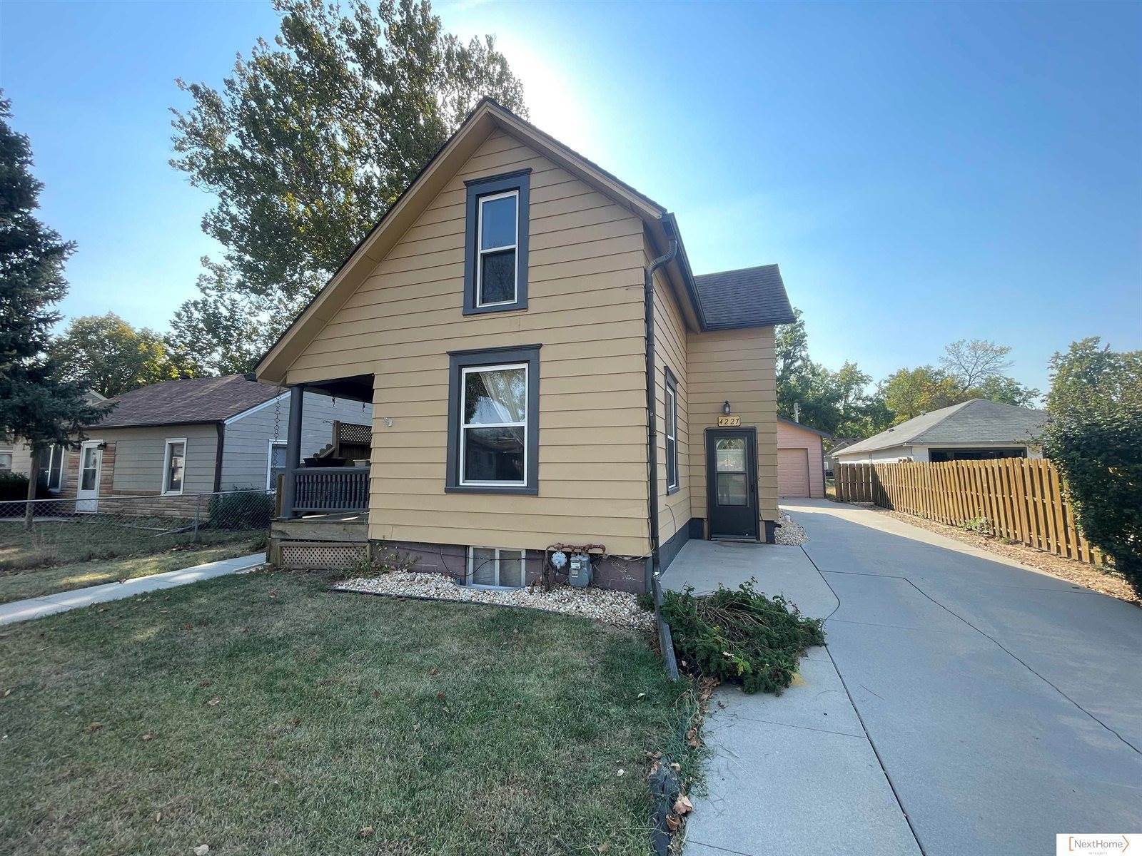 4227 Cleveland Avenue, Lincoln, NE 68504