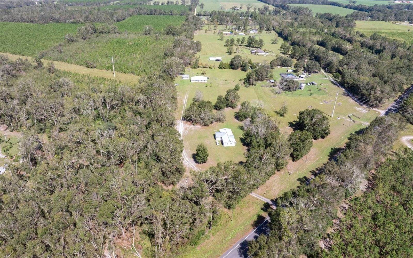 25077 SR 247, OBrien, FL 32071