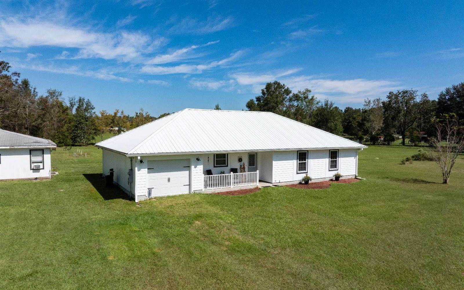 25077 SR 247, OBrien, FL 32071