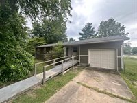 4372 E 13th St, Joplin, MO 64801