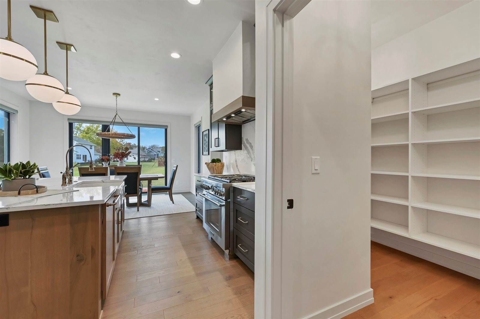 3974 Gladiator Lane, De Pere, WI 54115