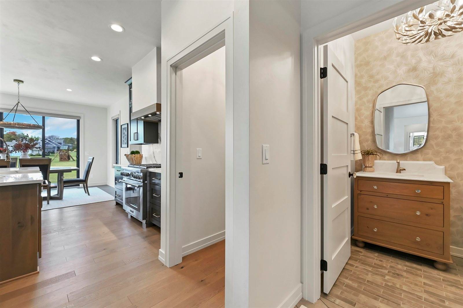 3974 Gladiator Lane, De Pere, WI 54115