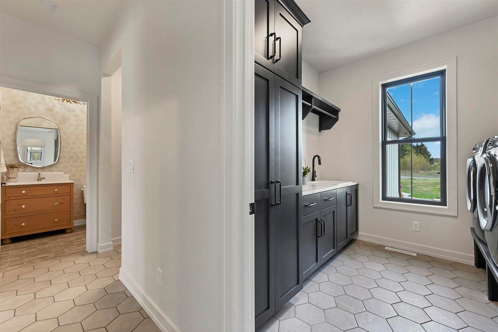 3974 Gladiator Lane, De Pere, WI 54115