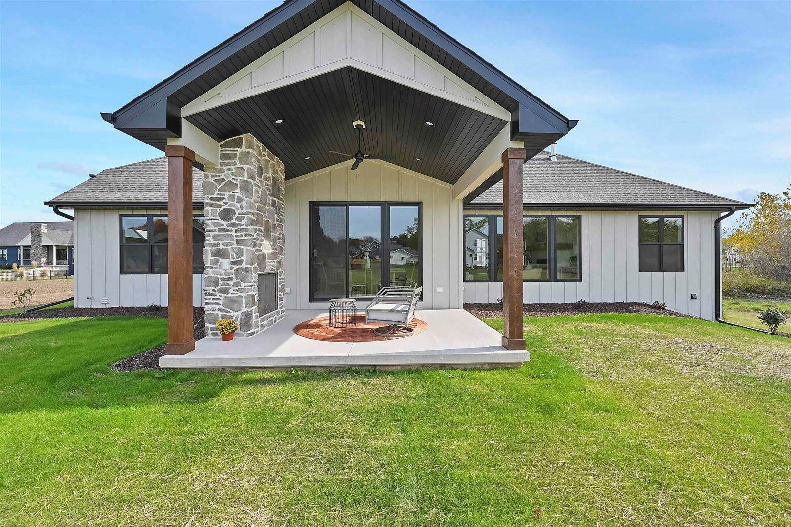 3974 Gladiator Lane, De Pere, WI 54115