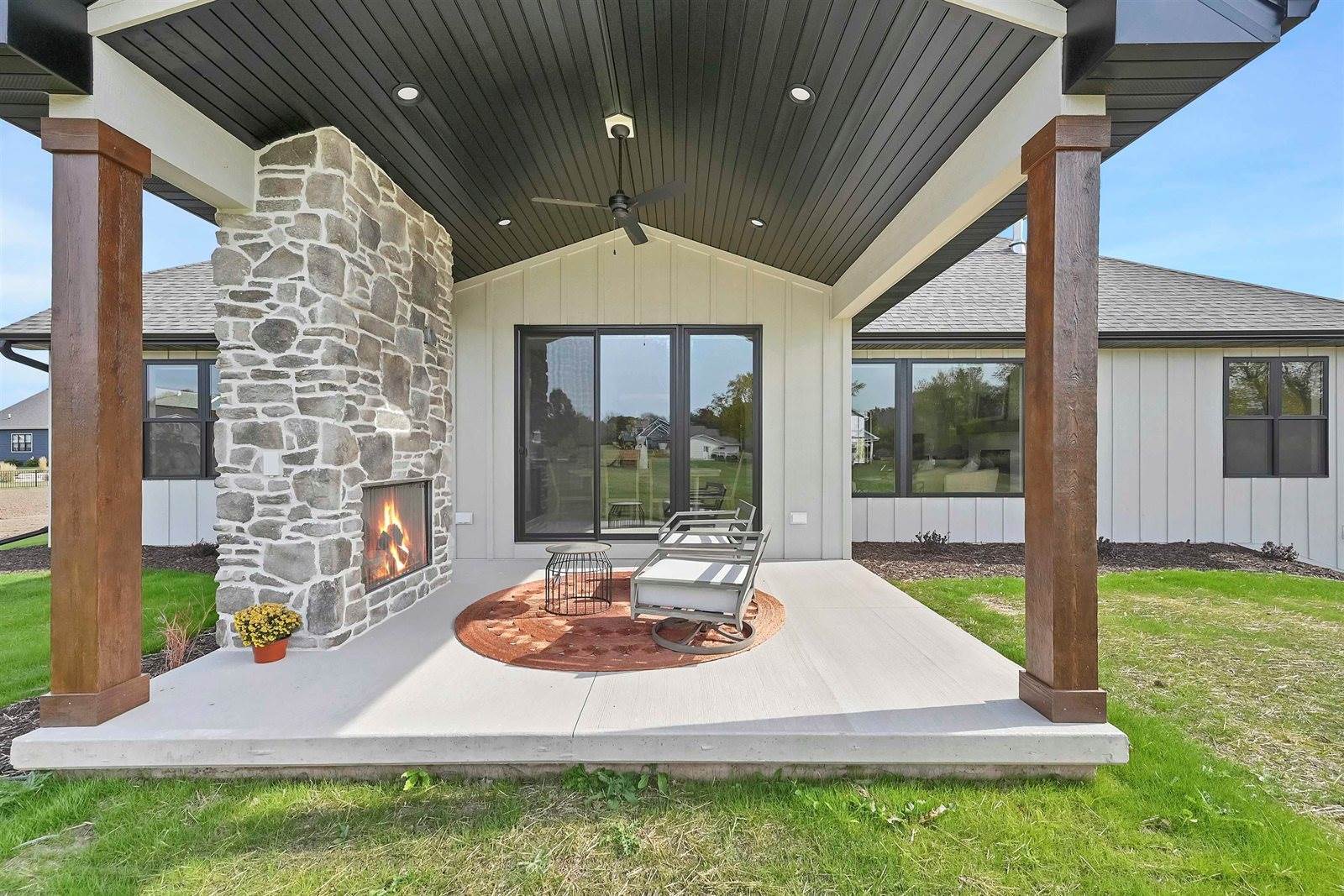 3974 Gladiator Lane, De Pere, WI 54115