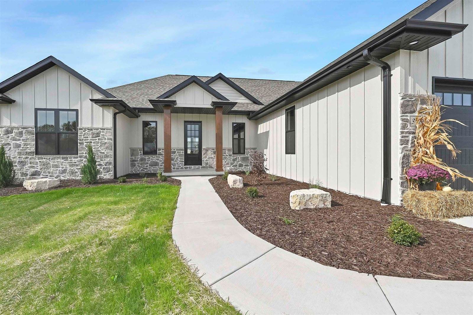 3974 Gladiator Lane, De Pere, WI 54115