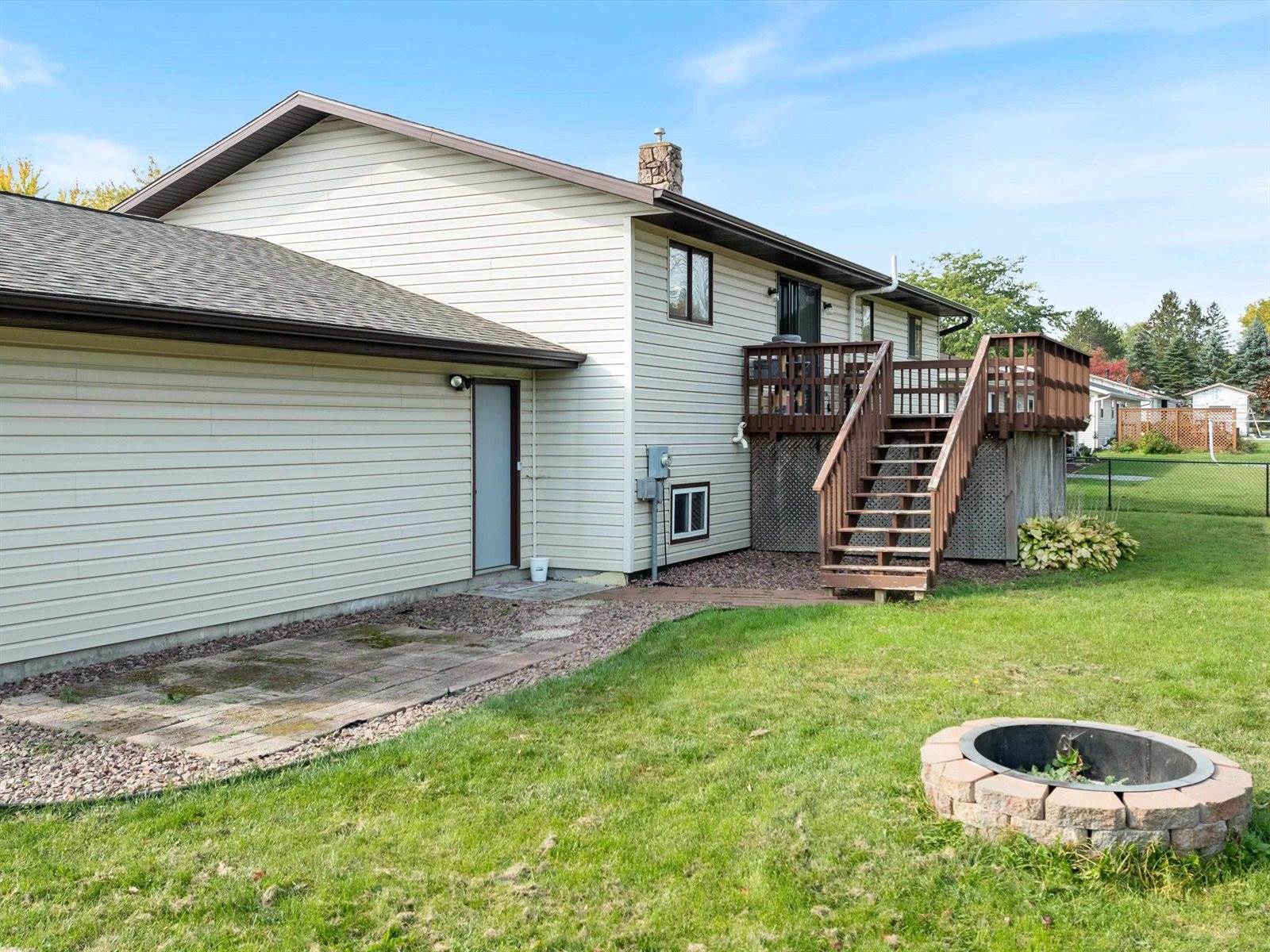 415 E 20th Street, Marshfield, WI 54449