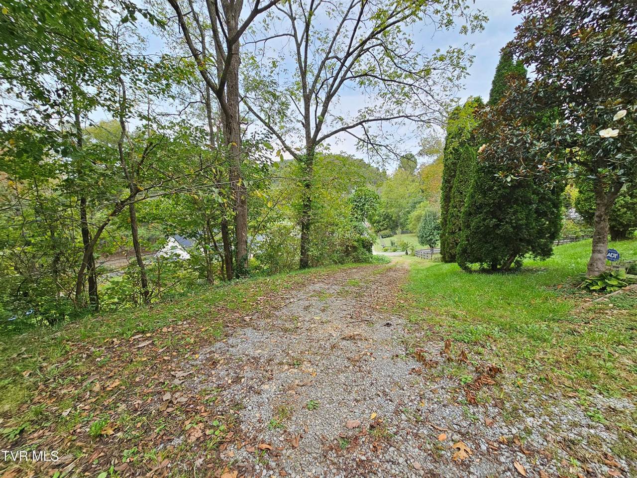 236 Old Watauga Road, Elizabethton, TN 37643