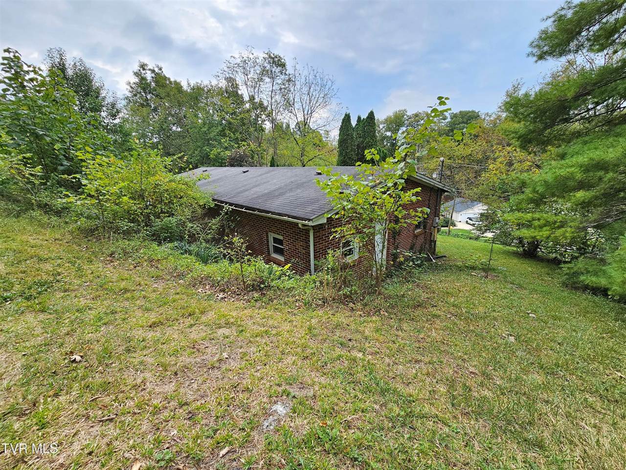 236 Old Watauga Road, Elizabethton, TN 37643