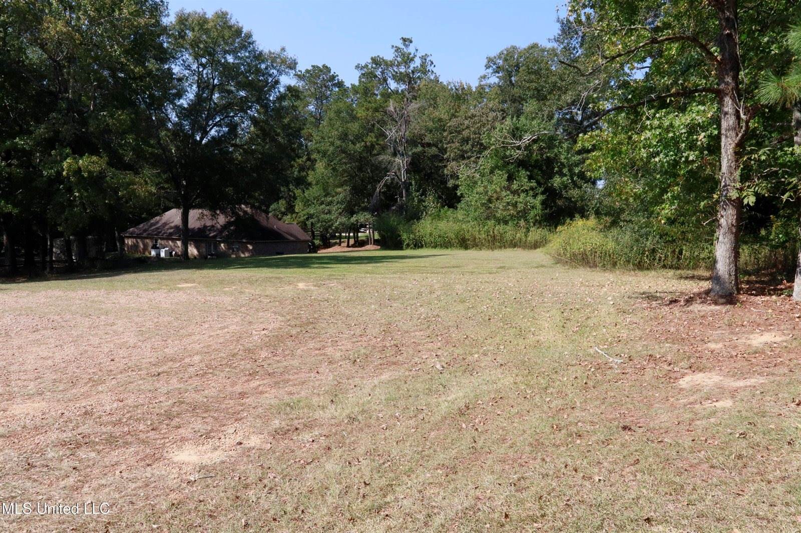 200 South Laurel Street, Summit, MS 39666