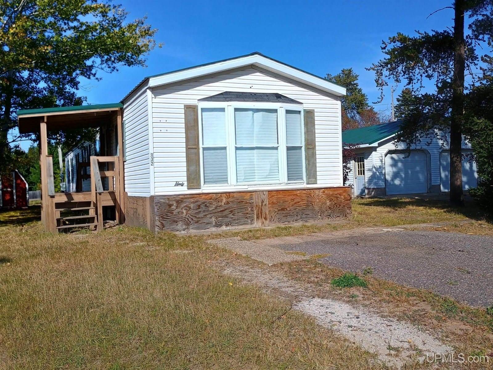 132 E Blueberry Street, Gwinn, MI 49841