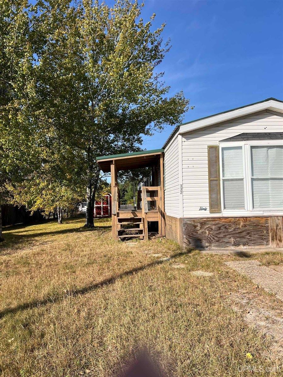 132 E Blueberry Street, Gwinn, MI 49841