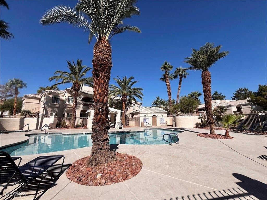7400 West Flamingo Road, #2015, Las Vegas, NV 89147