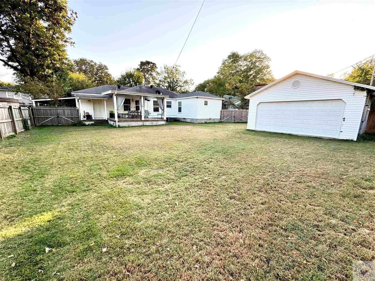 1203 E 14th St, Texarkana, AR 71854