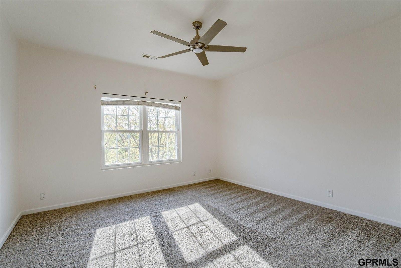 3310 North 147 Court, Omaha, NE 68116