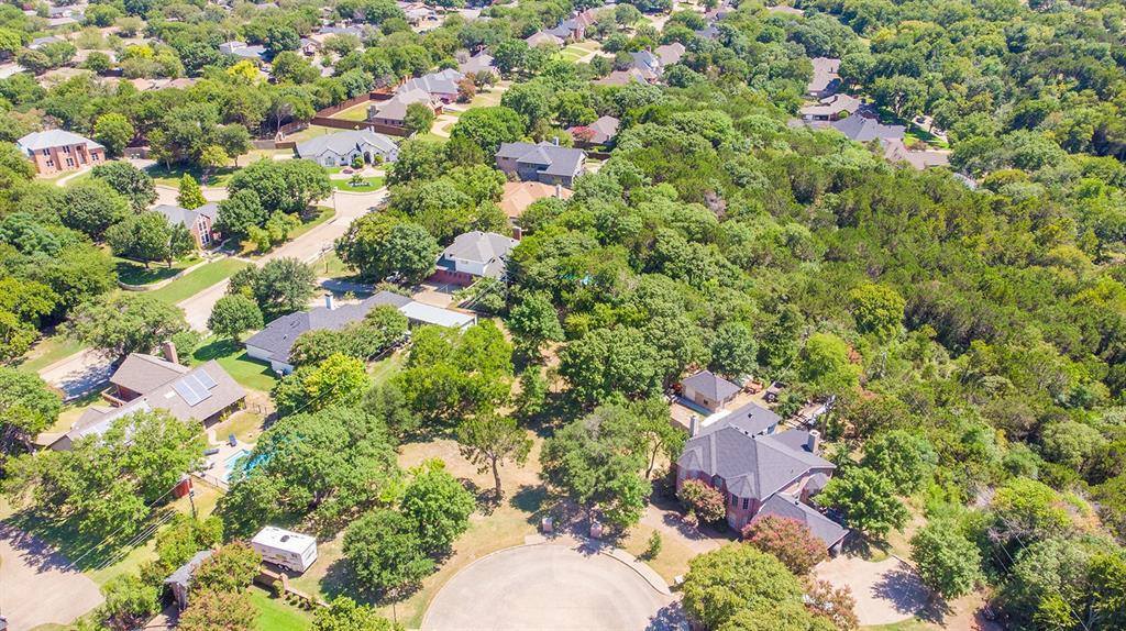 25 Cobblestone Court, Cedar Hill, TX 75104