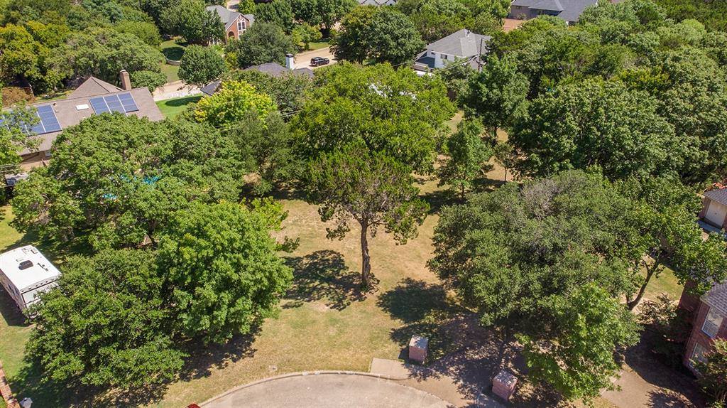 25 Cobblestone Court, Cedar Hill, TX 75104