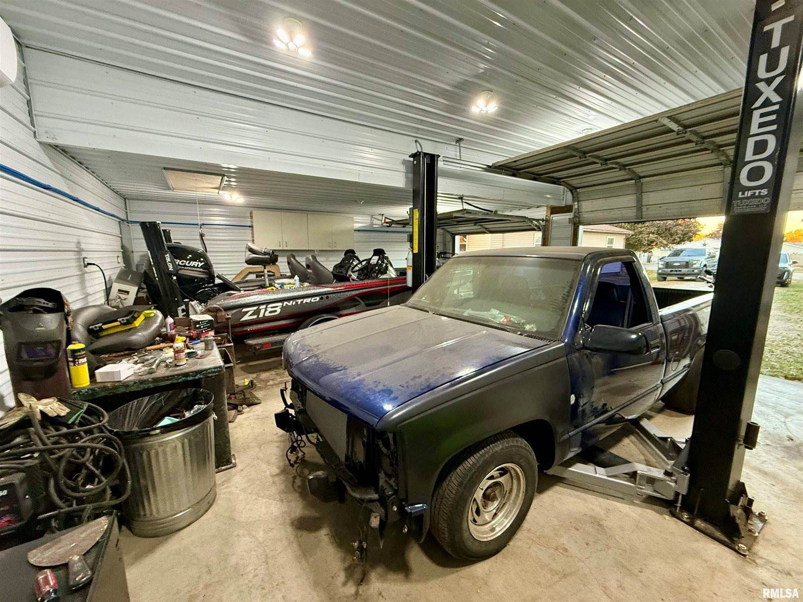 805 3RD Street, Colona, IL 61241