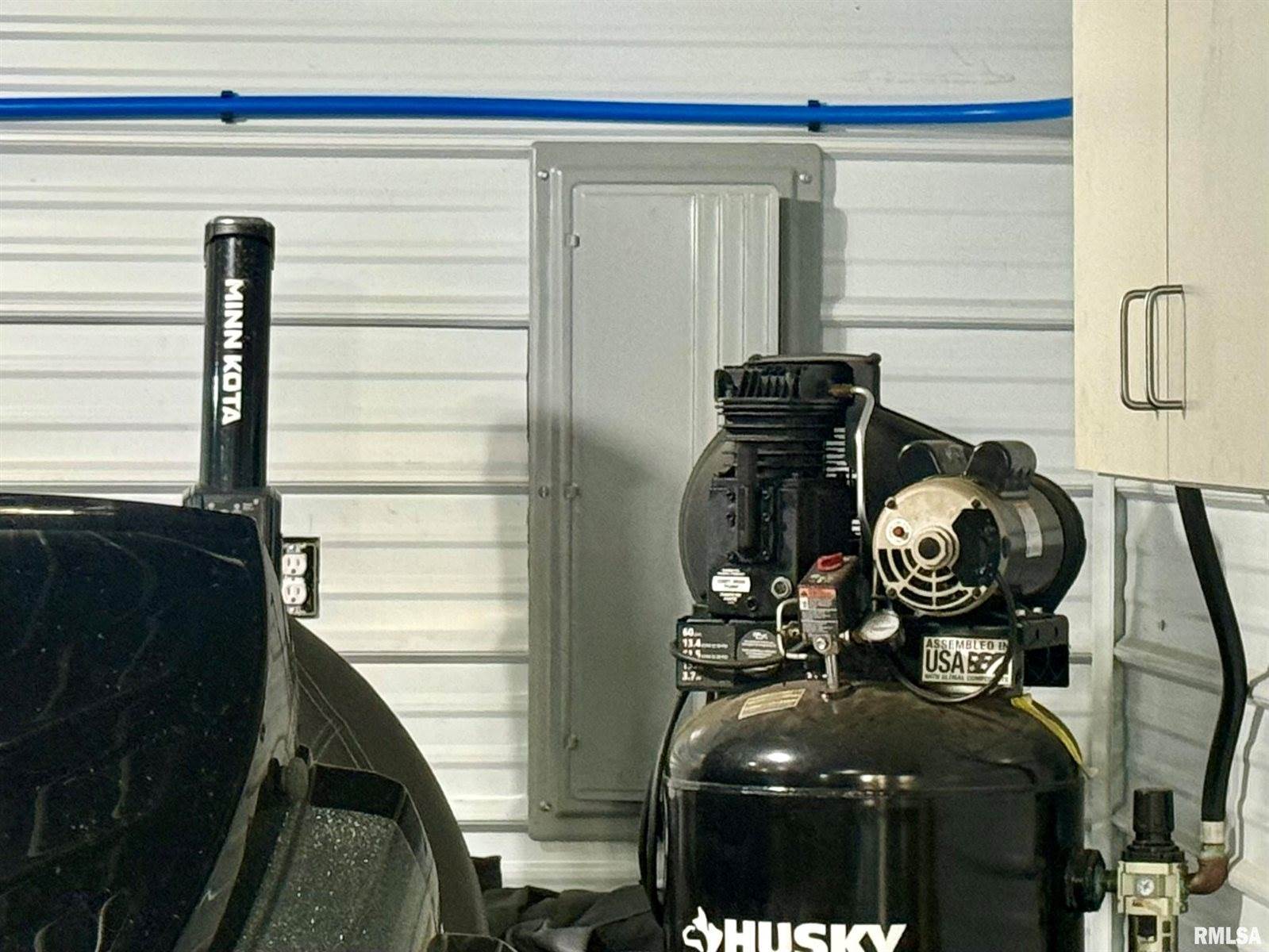 805 3RD Street, Colona, IL 61241